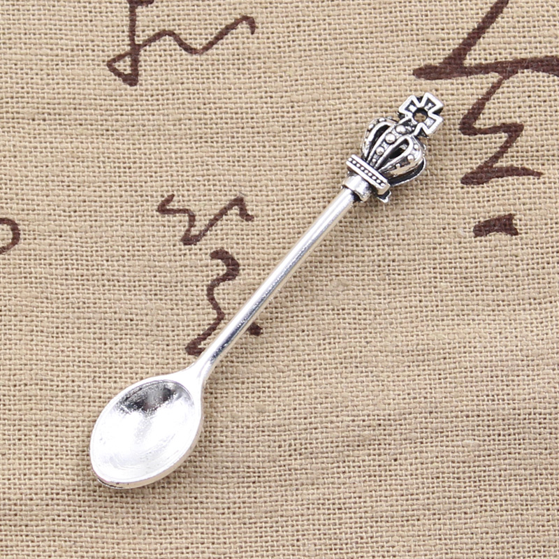 Vintage Collectible Spoons - 8 Buah Mahkota Sendok Dapur Jimat
